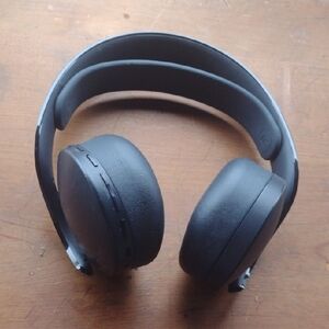 PlayStation Wireless Black Headphones NWOT